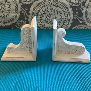 Distressed bookends